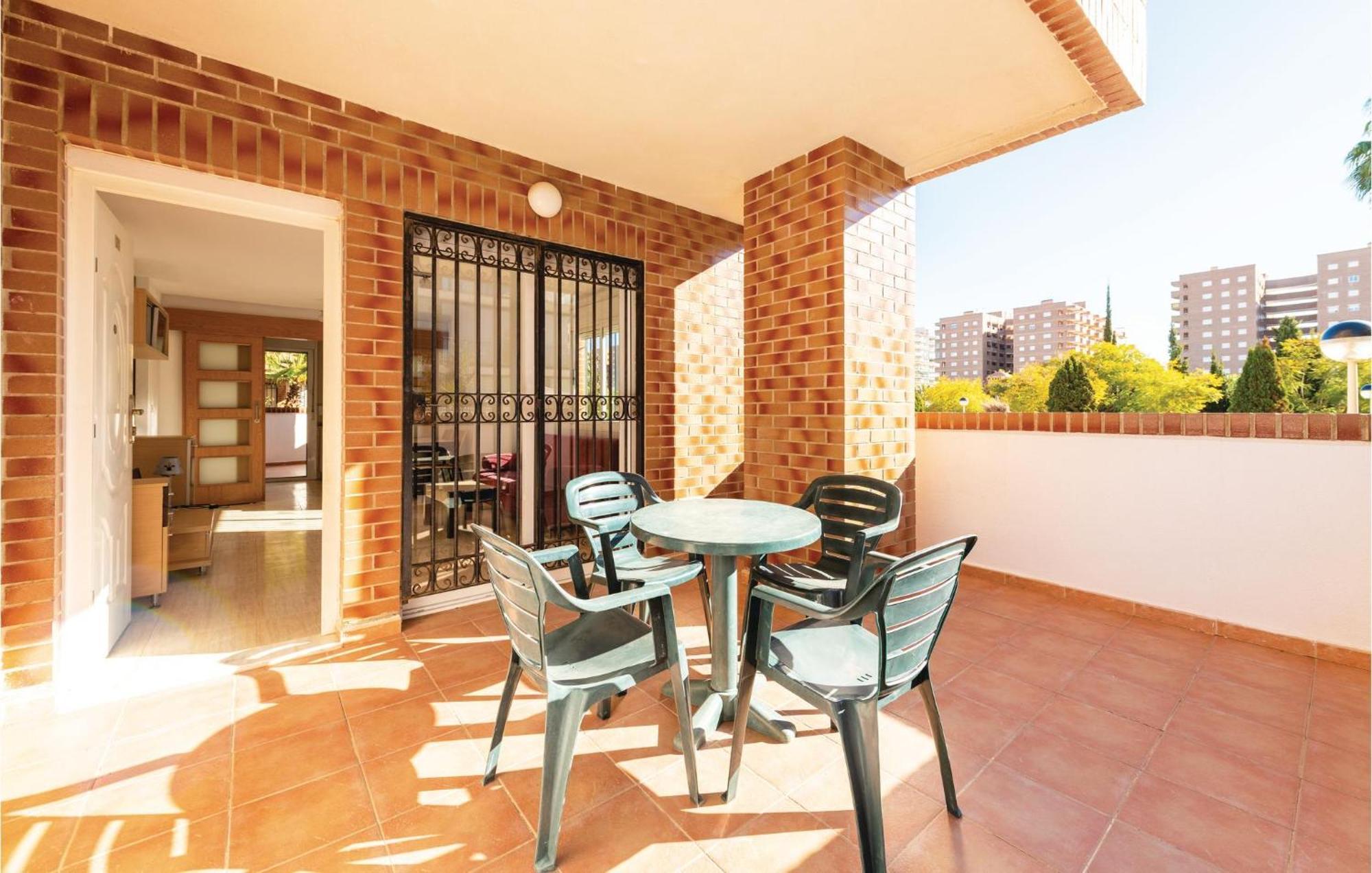 Amazing Apartment In Oropesa Del Mar With Kitchen Exterior foto